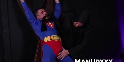 Baxter James finds himself at the mercy of evil villain Brad Connors